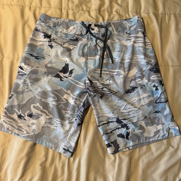Men's Camouflage under Armour Board Swim Shorts large - Picture 1 of 7